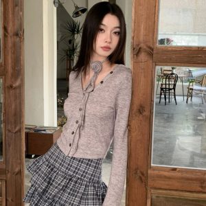 Women's Light Purple V-Neck Slim Knit Long Sleeve Top