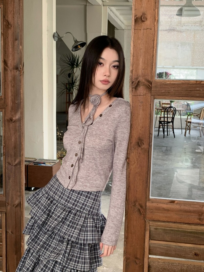 Women's Light Purple V-Neck Slim Knit Long Sleeve Top