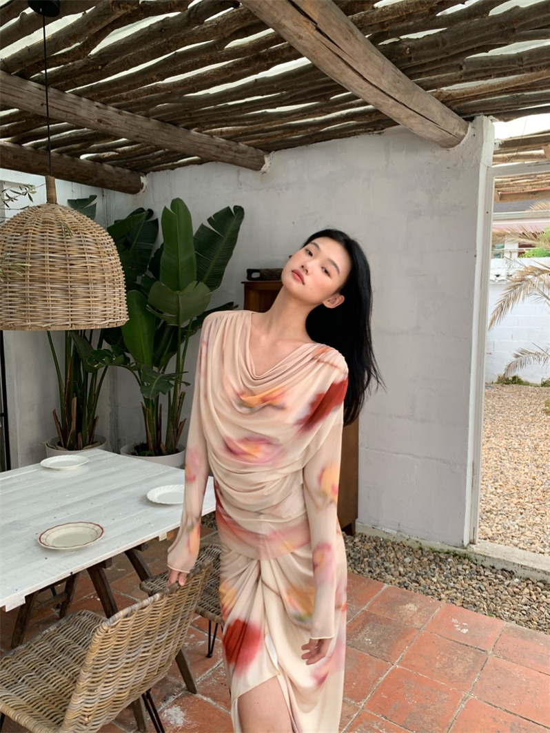 Printed Draped Neck Mesh Top and Knit Skirt Set for Women - Image 3