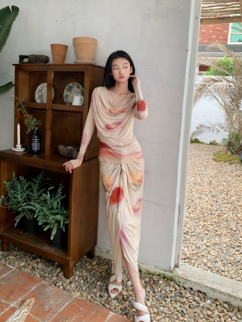 Printed Draped Neck Mesh Top and Knit Skirt Set for Women - Image 4