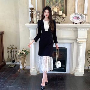 Black Hepburn Style French Lace Panel Slimming Dress