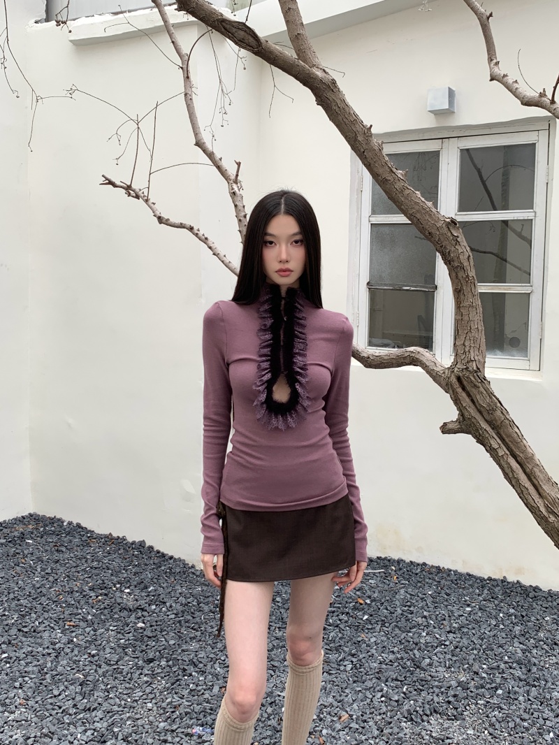 Women's Purple Faux Fur Trim Lace Detail Slim Fit Cotton Blend Base Layer Top - Image 2