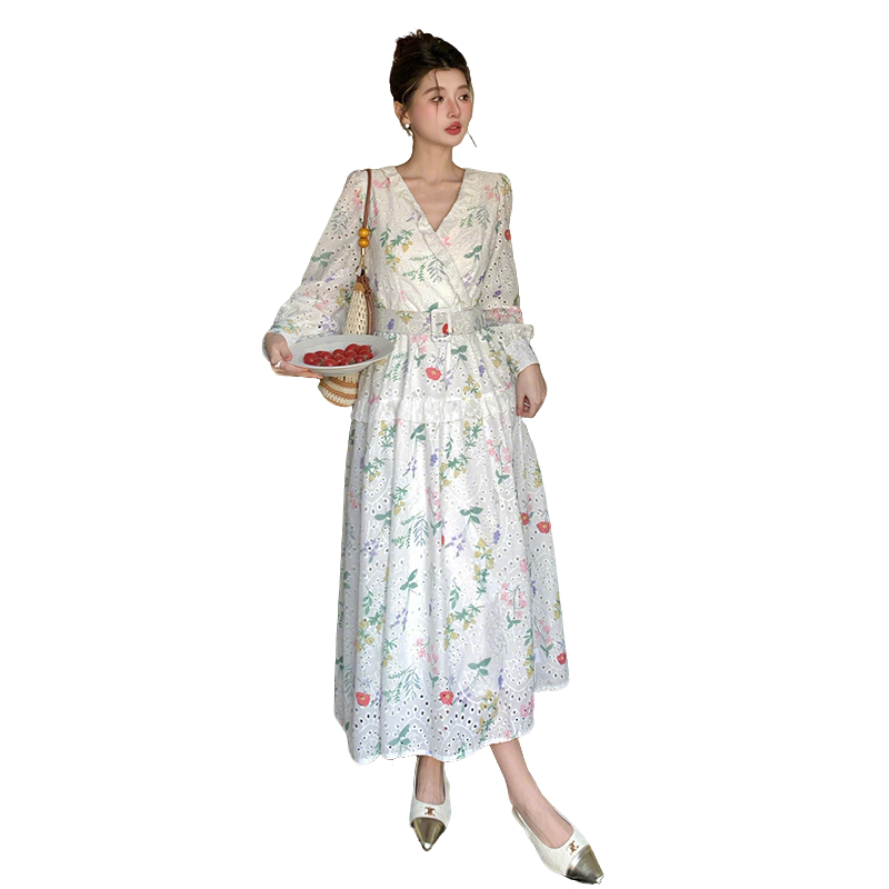 French Tea Break V-Neck Floral Dress with Belt - Image 5