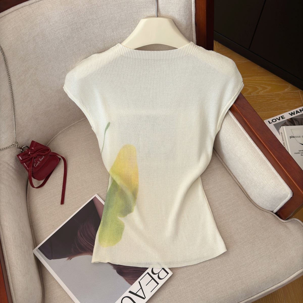 Women's Summer Irregular Colorful Print Knit Top Short Sleeve Pullover - Image 5