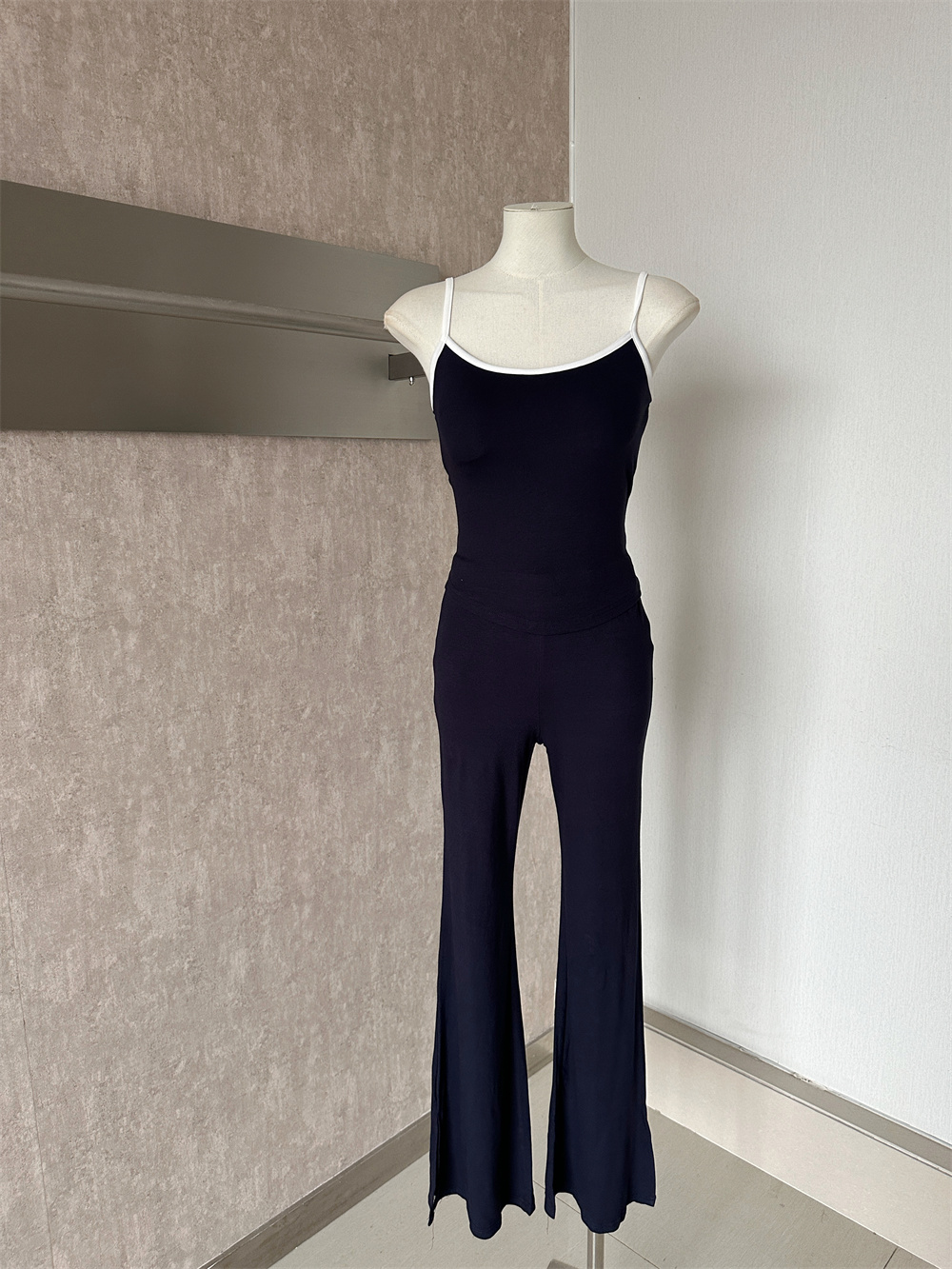 LL Women's 3-Piece Fashion Set with Batwing Sleeve, Cami and Pants - Image 3