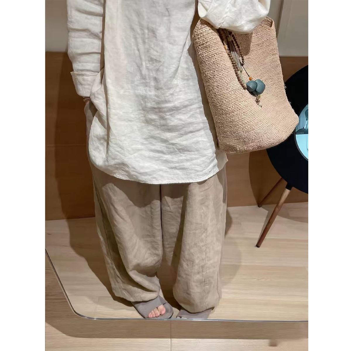Autumn New Relaxed Fit Korean Style Cotton Linen V-Neck Long Sleeve Shirt - Image 3